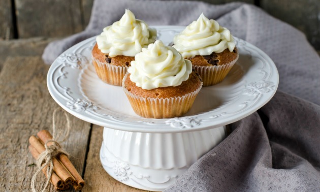 Cheesecake Pumpkin Muffins