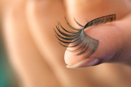 false eyelashes