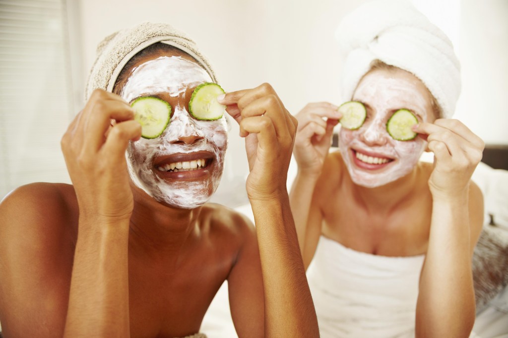 Natural homemade facial mask