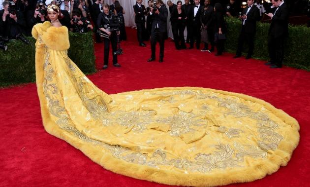 Rihanna Met Gala