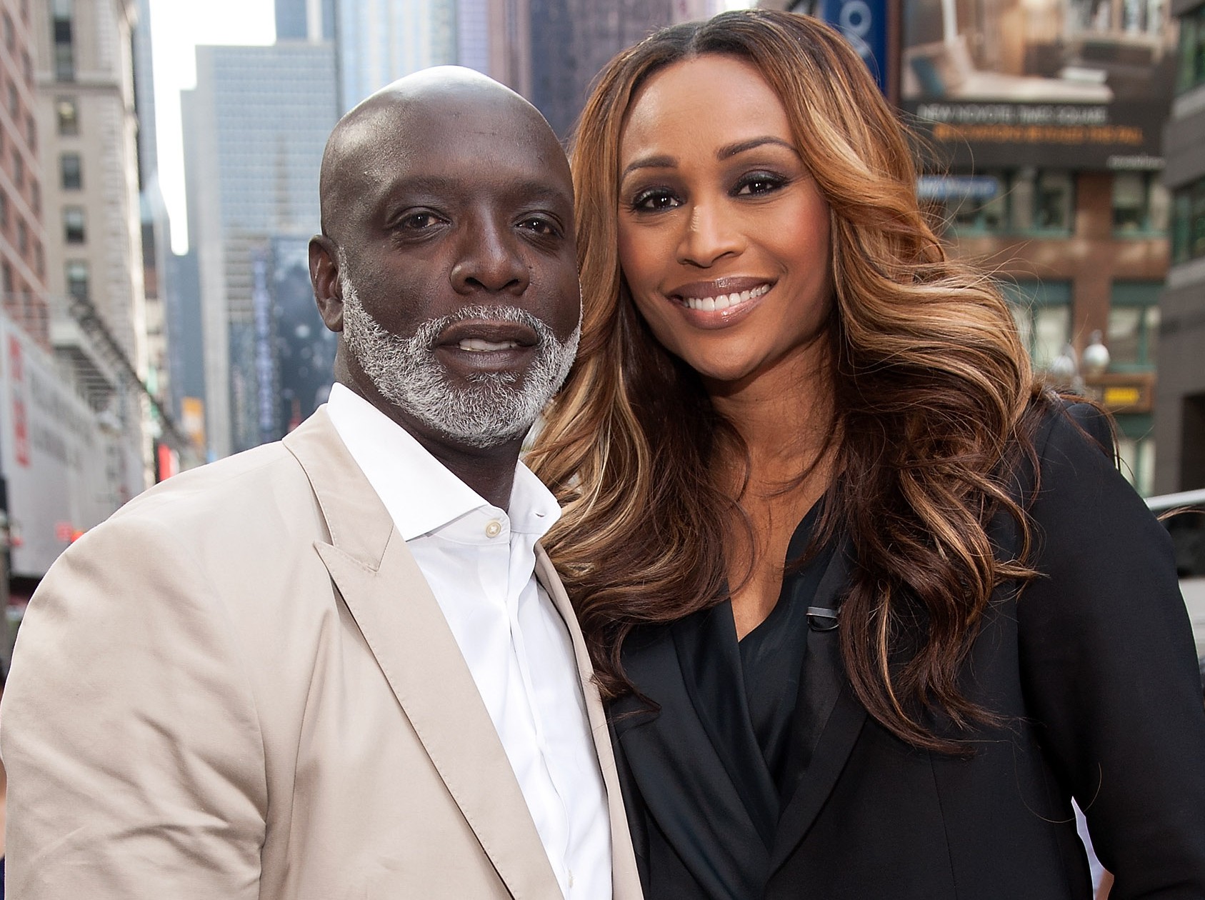 Cynthia Bailey Visits 'Extra'