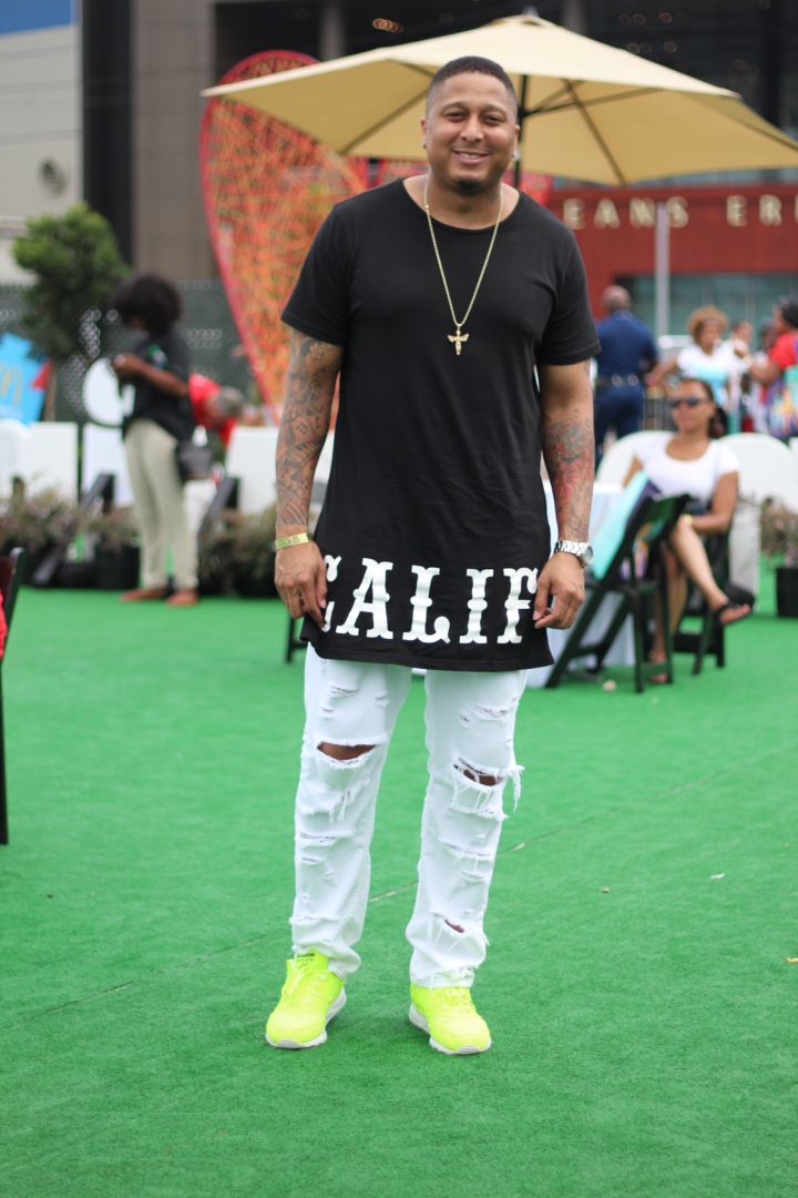 Neon Feet