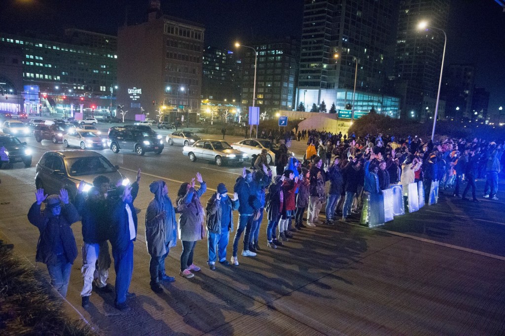 Mayor Rahn Emanuel And Chicago Police Superintendent McCarthy To Release Police Shooting Video