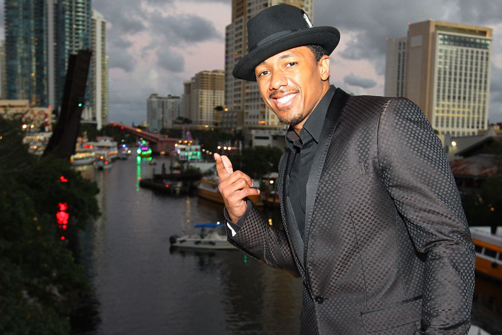 Nick Cannon Is Grand Marshal Of The Seminole Hard Rock Winterfest Boat Parade