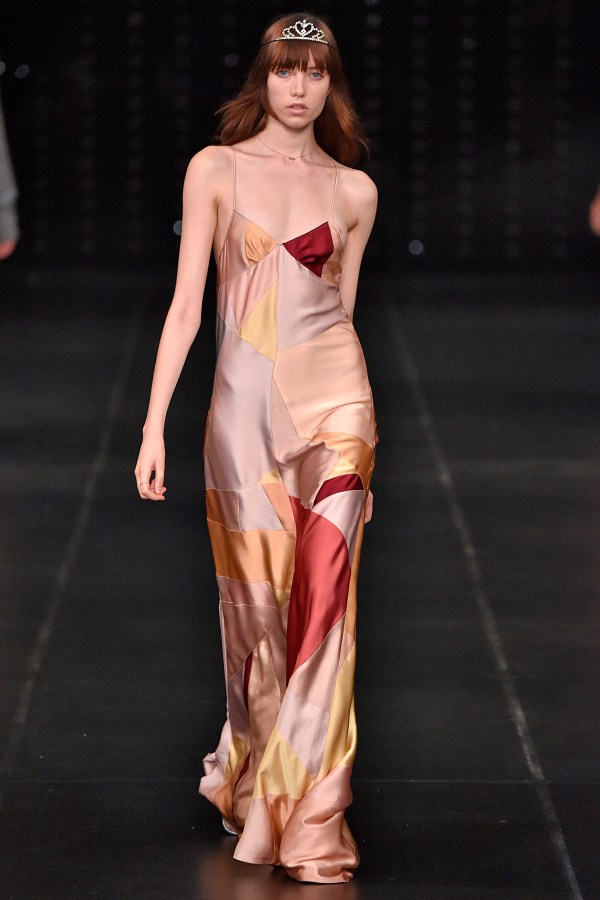 Saint Laurent : Runway - Paris Fashion Week Womenswear Spring/Summer 2016