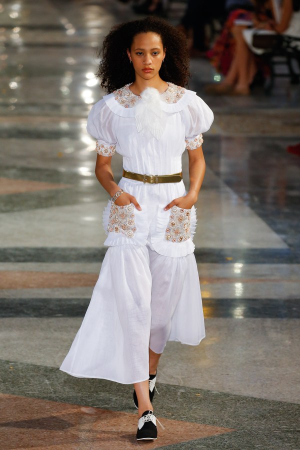 Chanel Cruise Collection 2016/2017
