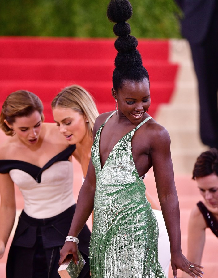 'Manus x Machina: Fashion In An Age Of Technology' Costume Institute Gala - Outside Arrivals