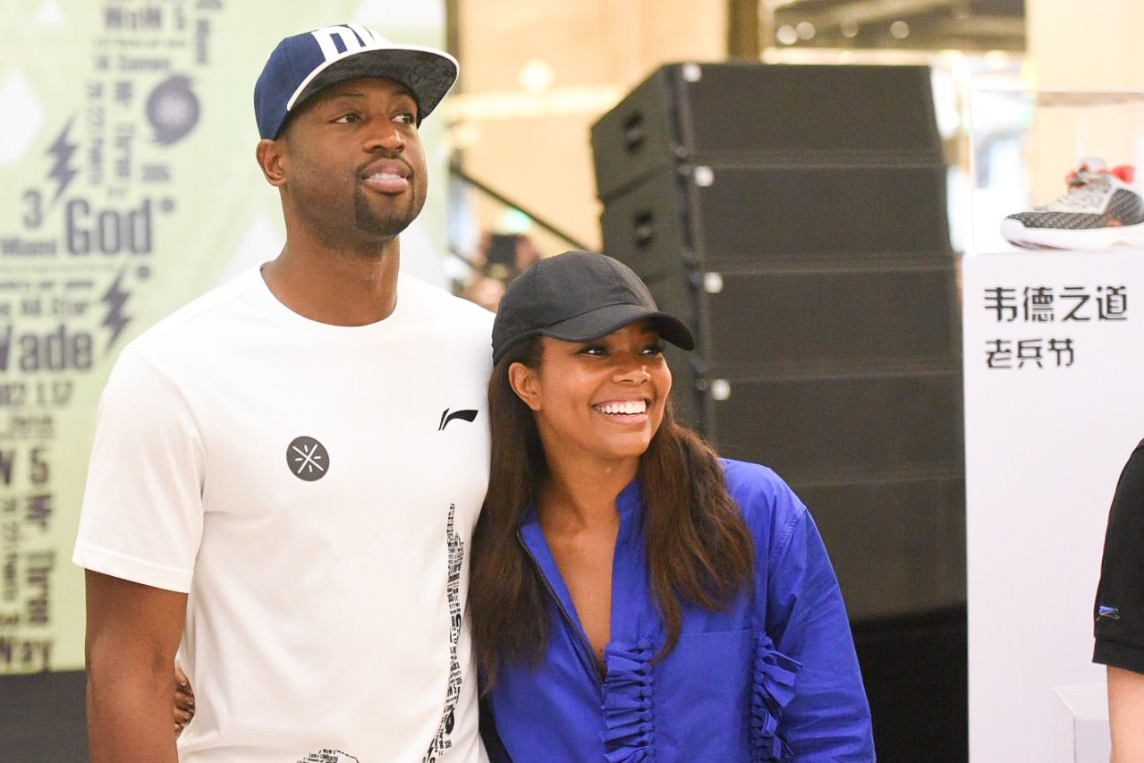 Dwyane Wade Visits Zhengzhou