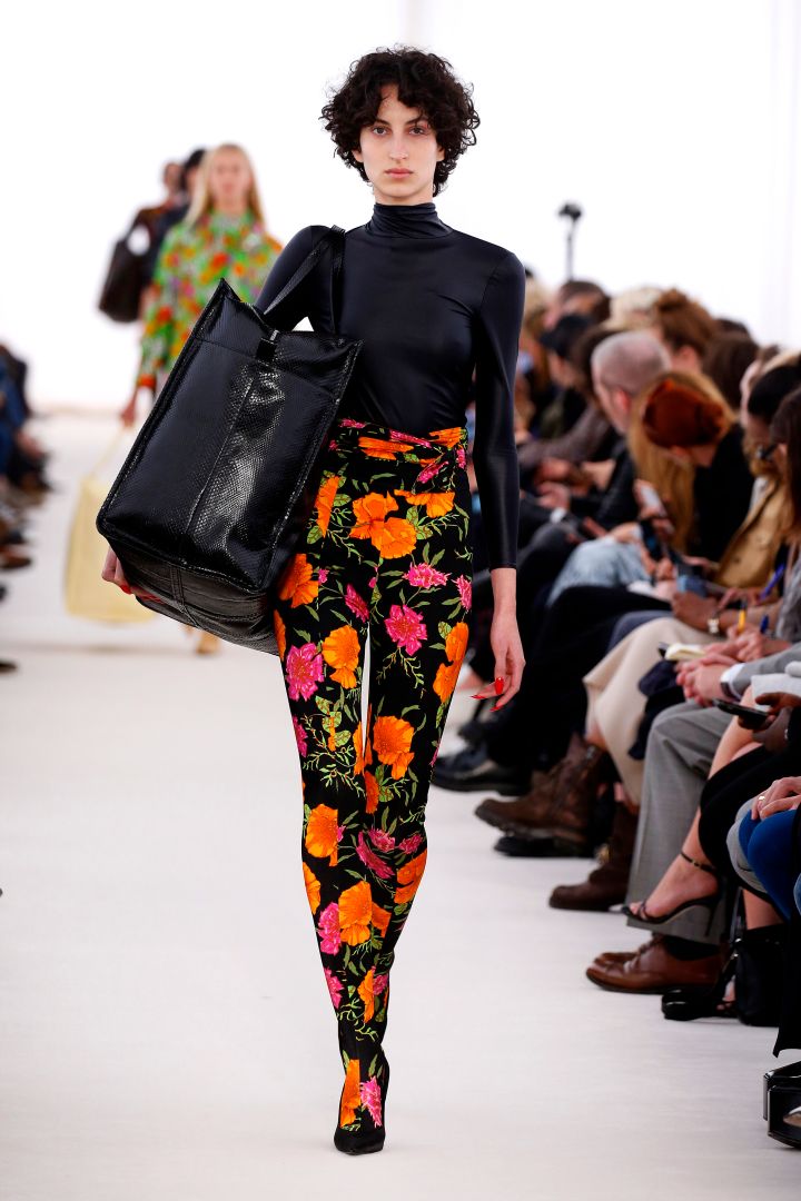 BALENCIAGA