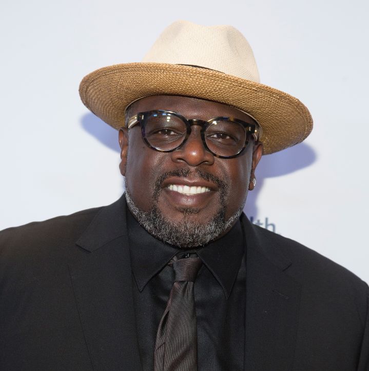 Cedric The Entertainer, 52