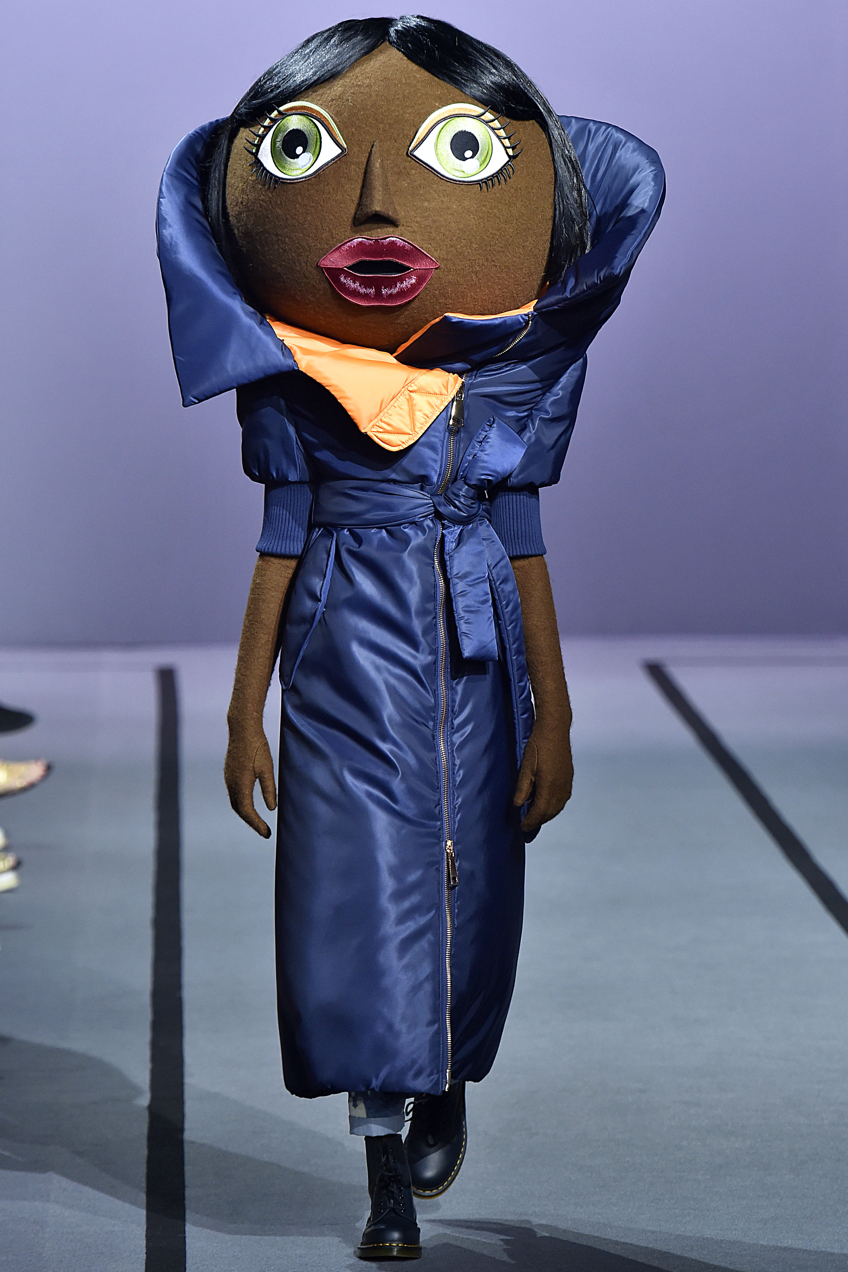 Viktor & Rolf : Runway - Paris Fashion Week - Haute Couture Fall/Winter 2017-2018