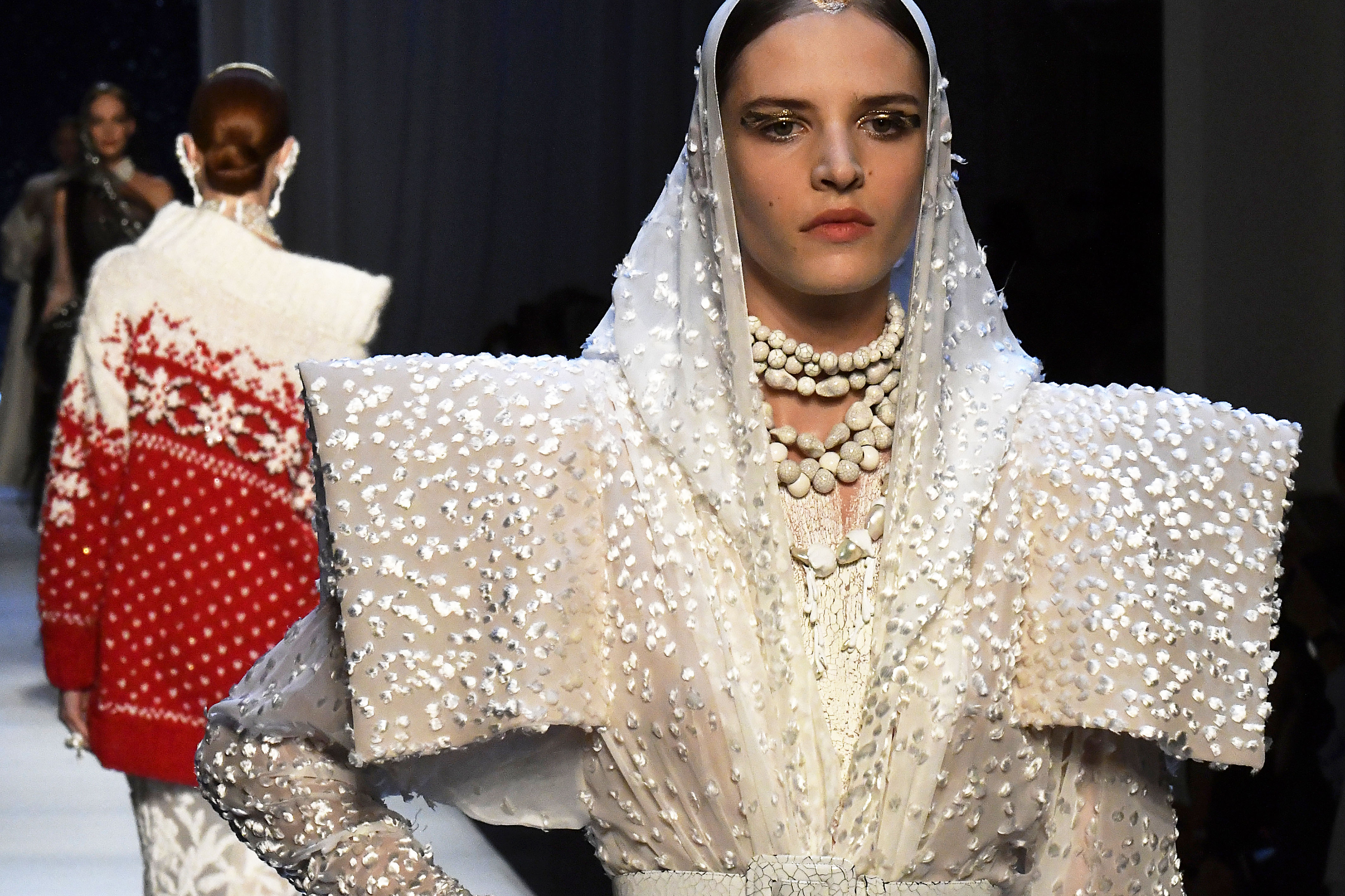 Jean Paul Gaultier : Runway - Paris Fashion Week - Haute Couture Fall/Winter 2017-2018