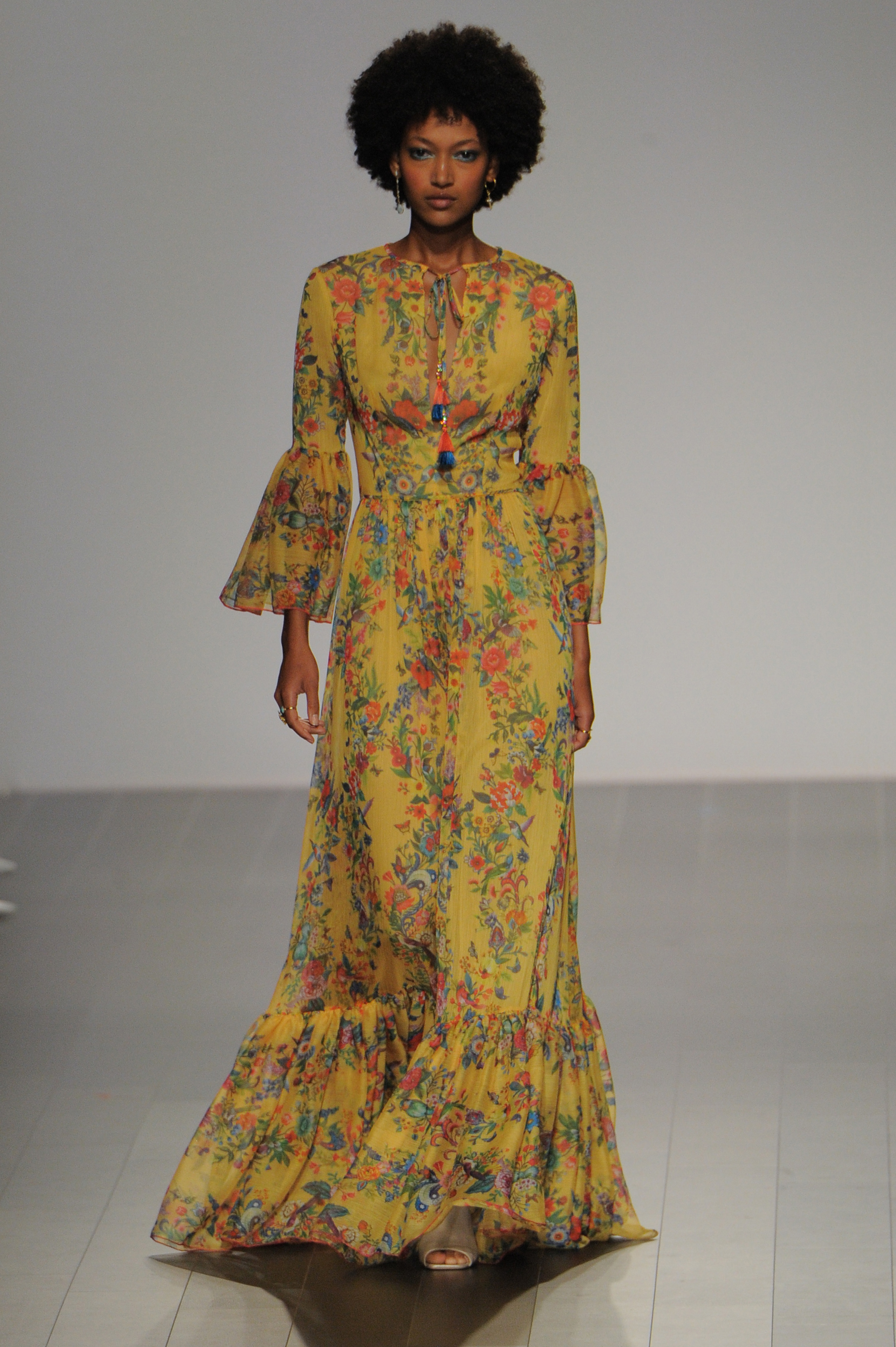 Tadashi Shoji - Runway - September 2017 - New York Fashion Week: The Shows