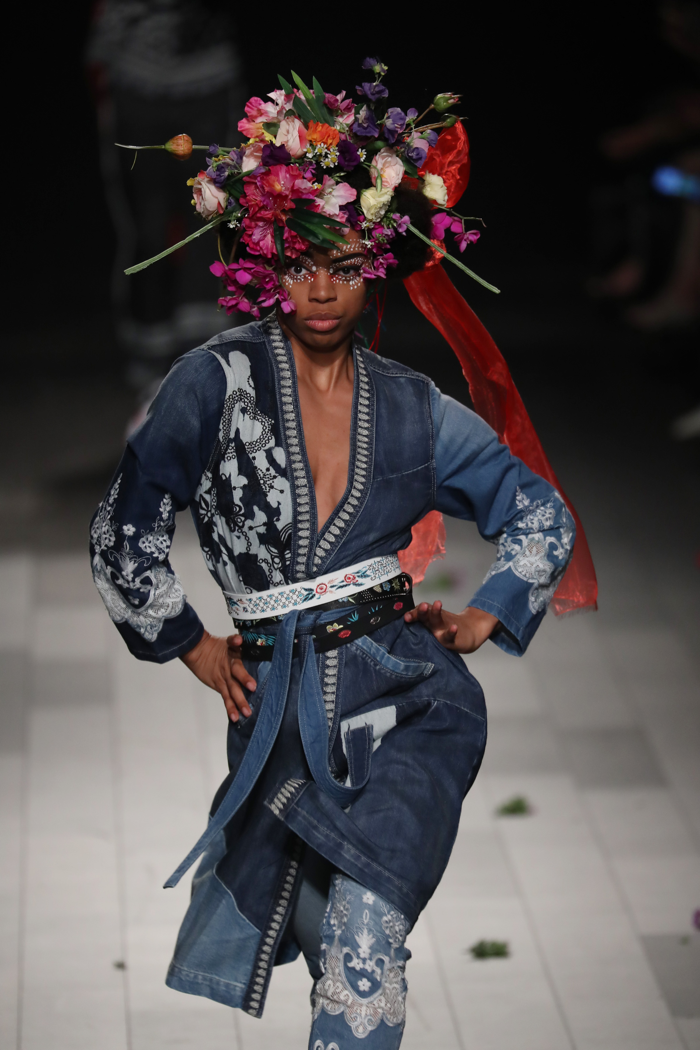 Desigual - Runway - September 2017 - New York Fashion Week: The Shows