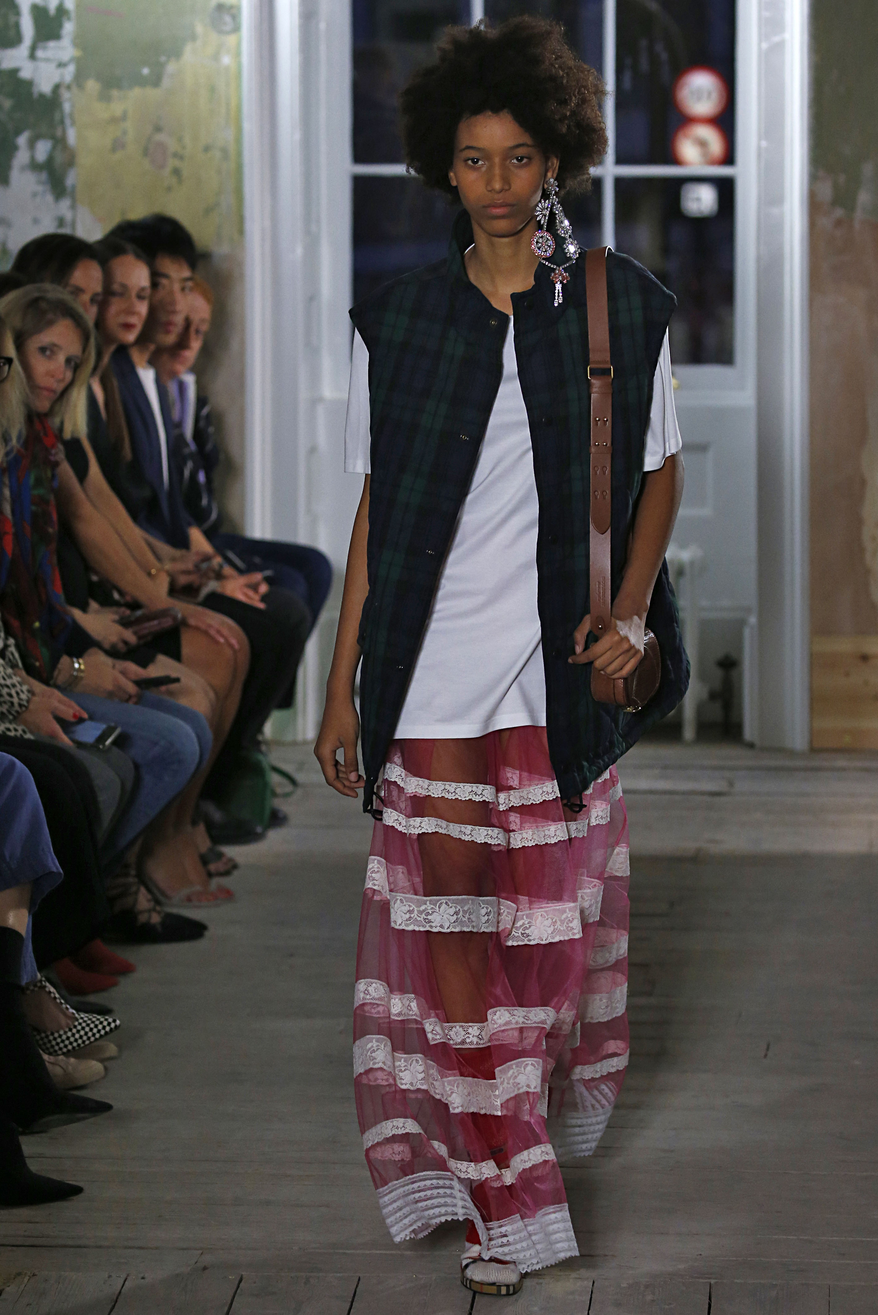 Burberry - Runway - LFW September 2017