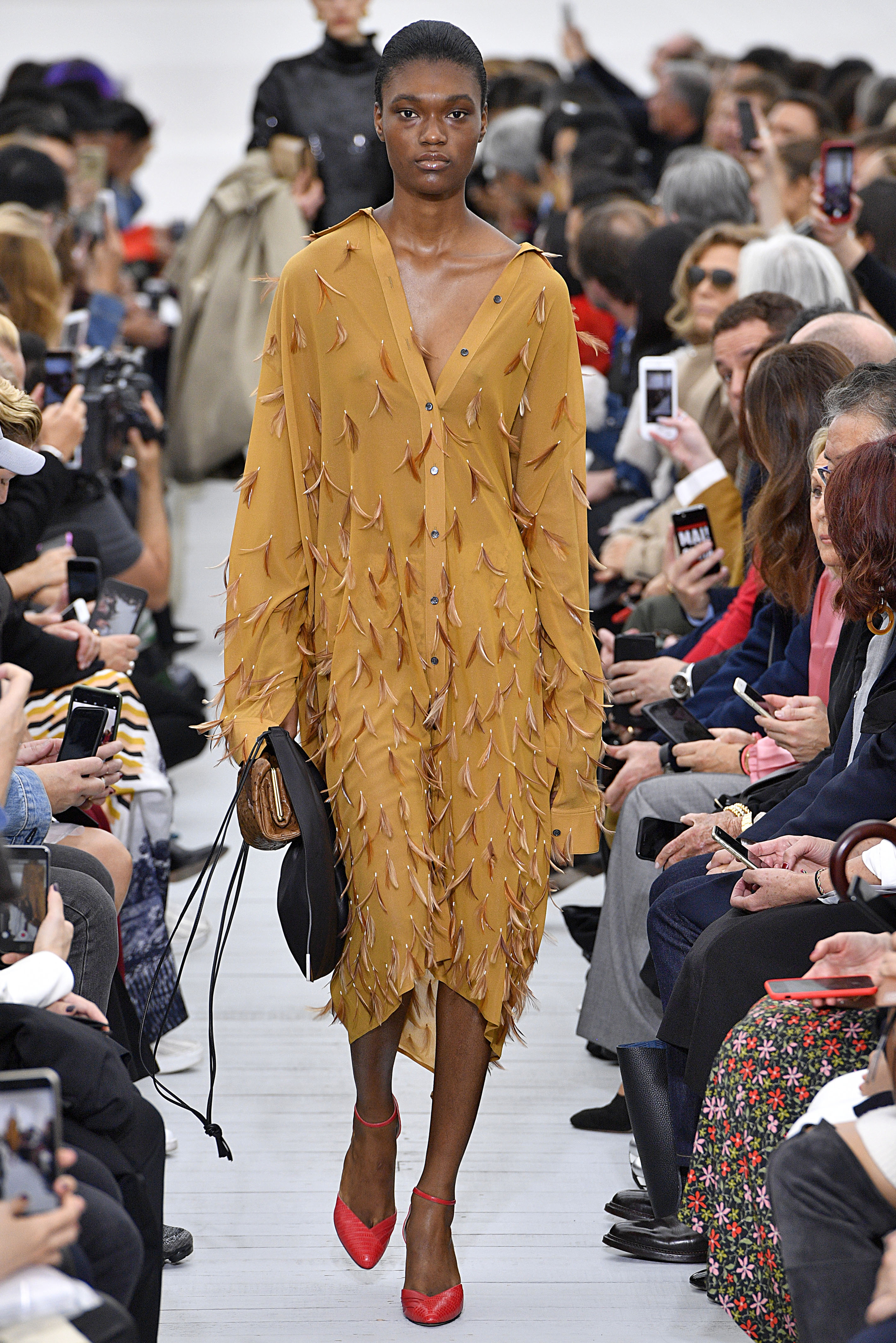 Celine : Runway - Paris Fashion Week Womenswear Spring/Summer 2018