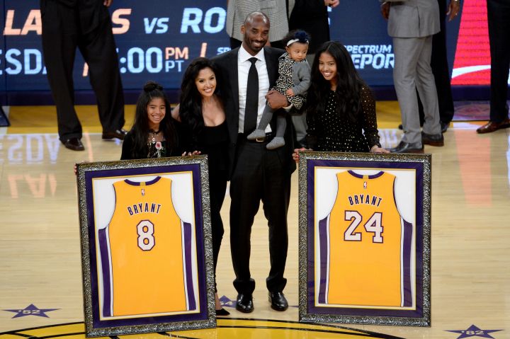 Golden State Warriors v Los Angeles Lakers