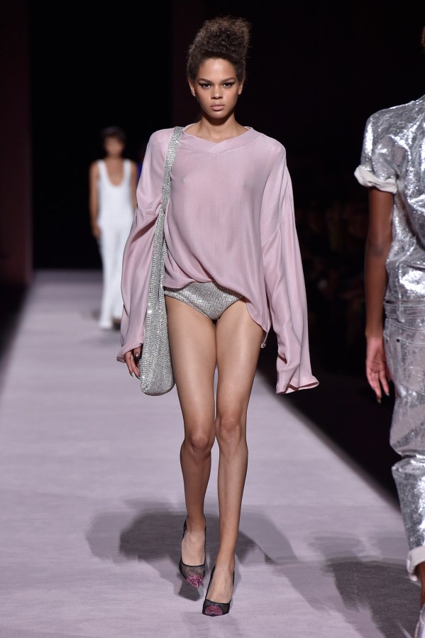 Tom Ford - Runway RTW - Spring 2018 - New York Fashion Week