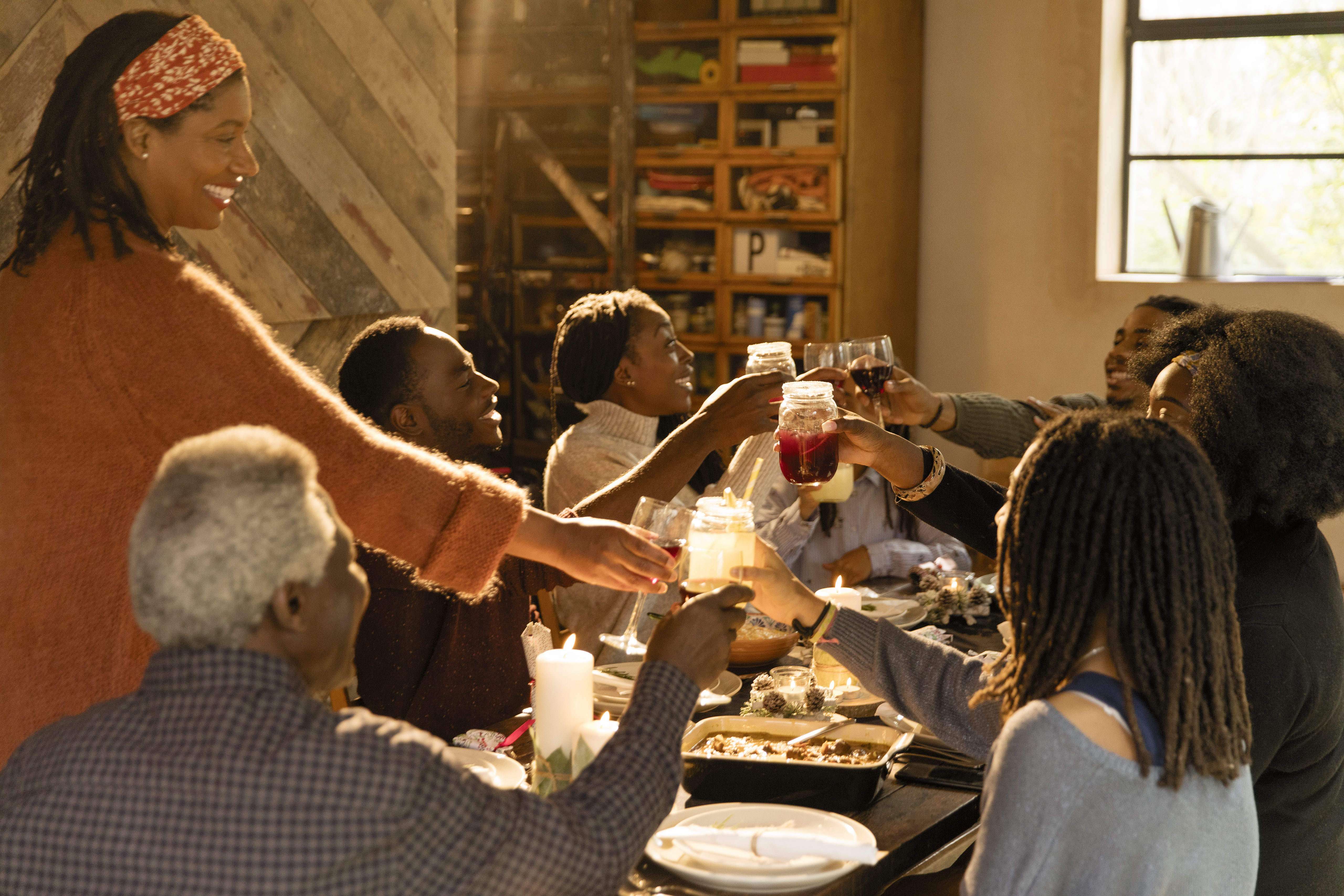 Is It A Good Idea To Invite Someone You Just Started Dating To Holiday Dinner?