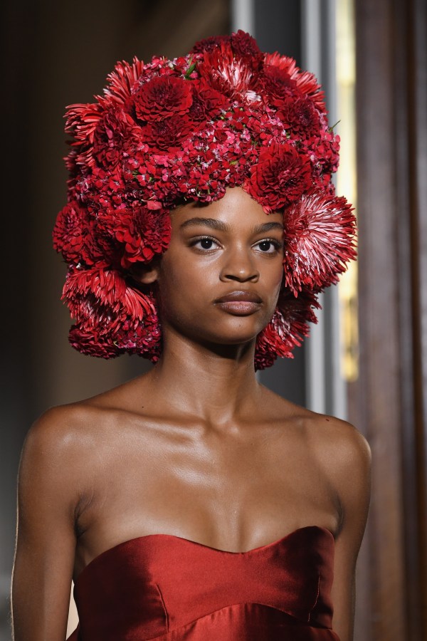 Valentino : Runway - Paris Fashion Week - Haute Couture Fall Winter 2018/2019