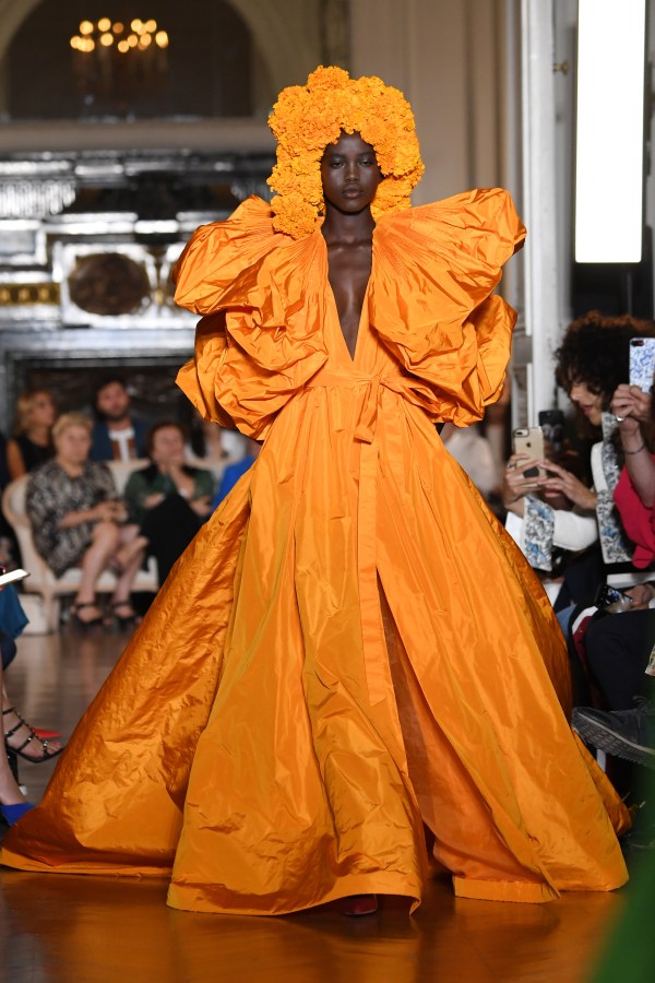 Valentino : Runway - Paris Fashion Week - Haute Couture Fall Winter 2018/2019