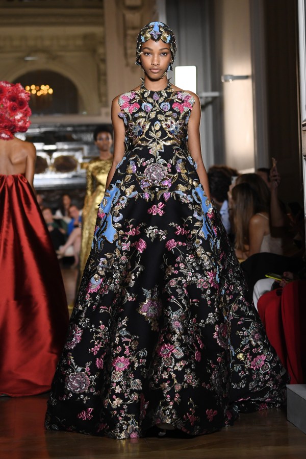 Valentino : Runway - Paris Fashion Week - Haute Couture Fall Winter 2018/2019
