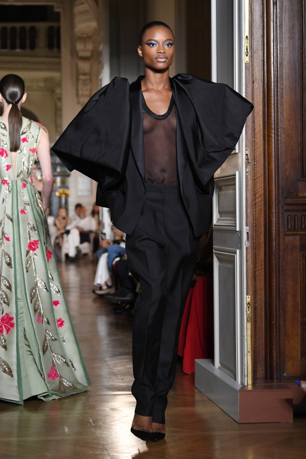 Valentino : Runway - Paris Fashion Week - Haute Couture Fall Winter 2018/2019