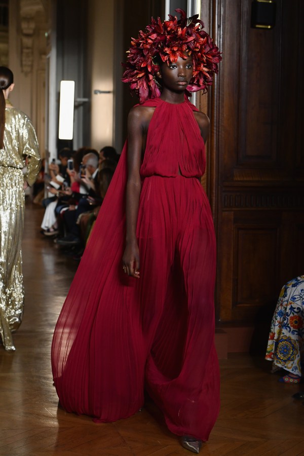 Valentino : Runway - Paris Fashion Week - Haute Couture Fall/Winter 2018-2019