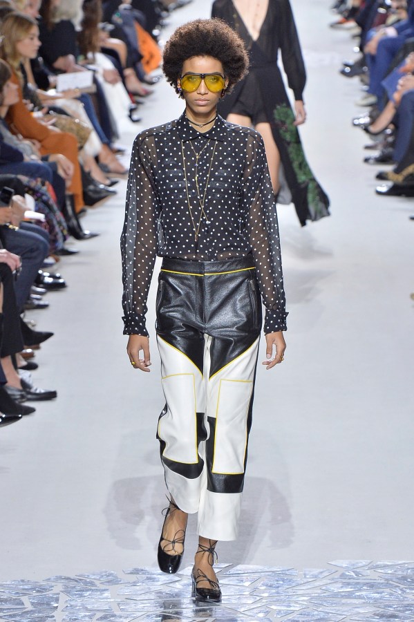 Dior - Runway RTW - Spring 2018 - Paris Fashion Week