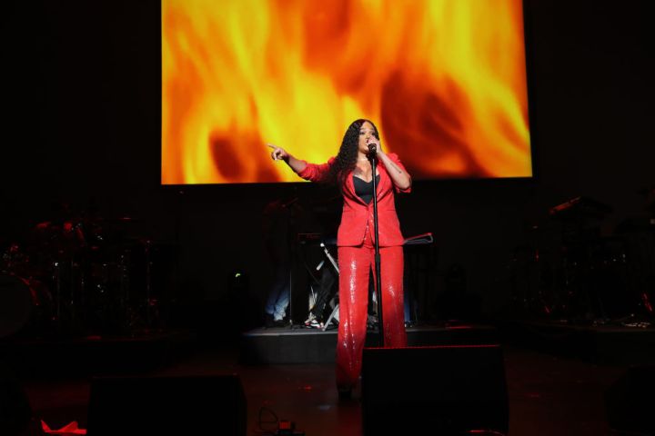 FAITH EVANS
