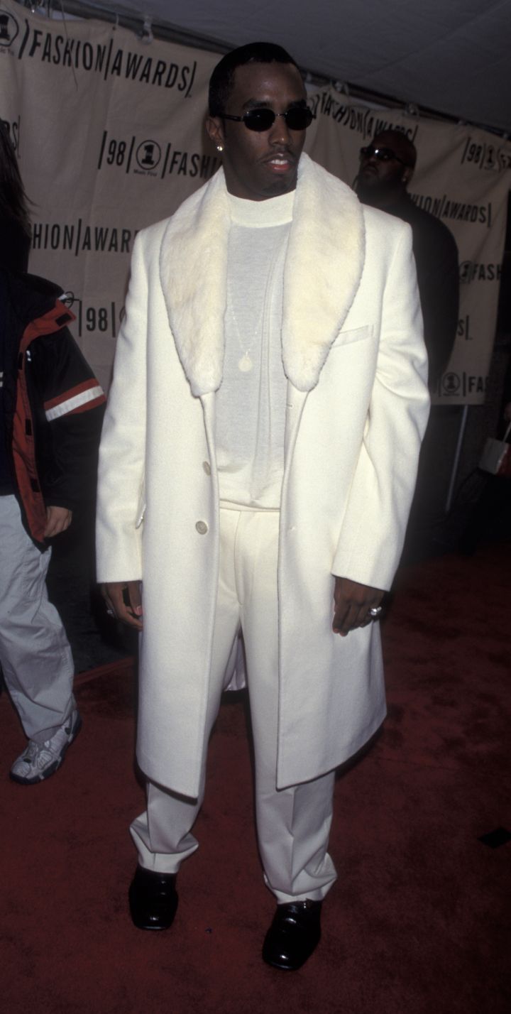 SEAN COMBS AT THE VH1 FASHION AWARDS, 1998