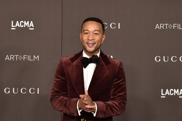 JOHN LEGEND