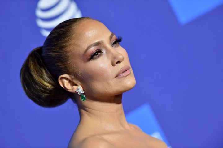 JENNIFER LOPEZ