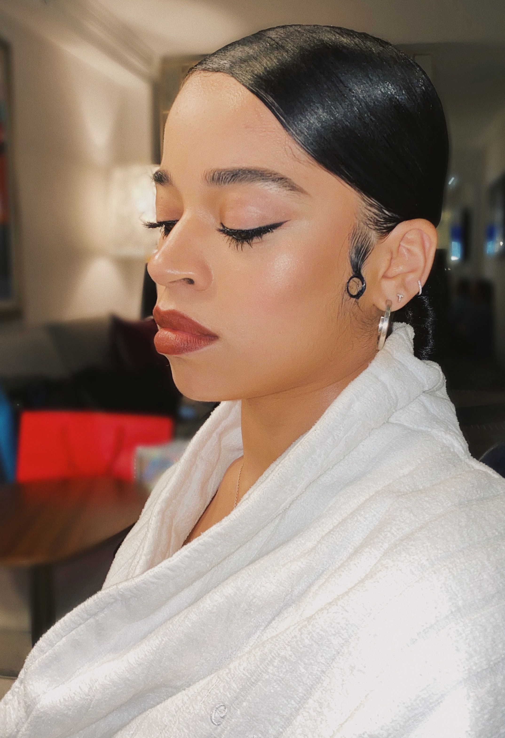 Ella Mai Makeup for soul train awards