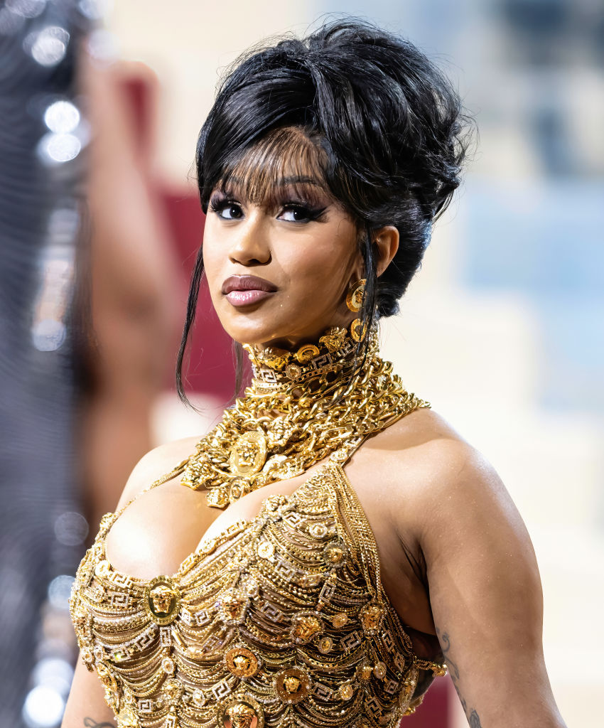 The 2022 Met Gala Celebrating "In America: An Anthology of Fashion" - Street Sightings