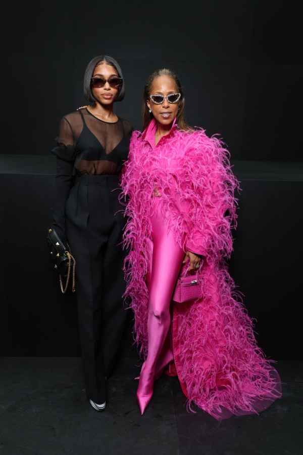 Valentino : Front Row - Paris Fashion Week - Womenswear Spring/Summer 2023