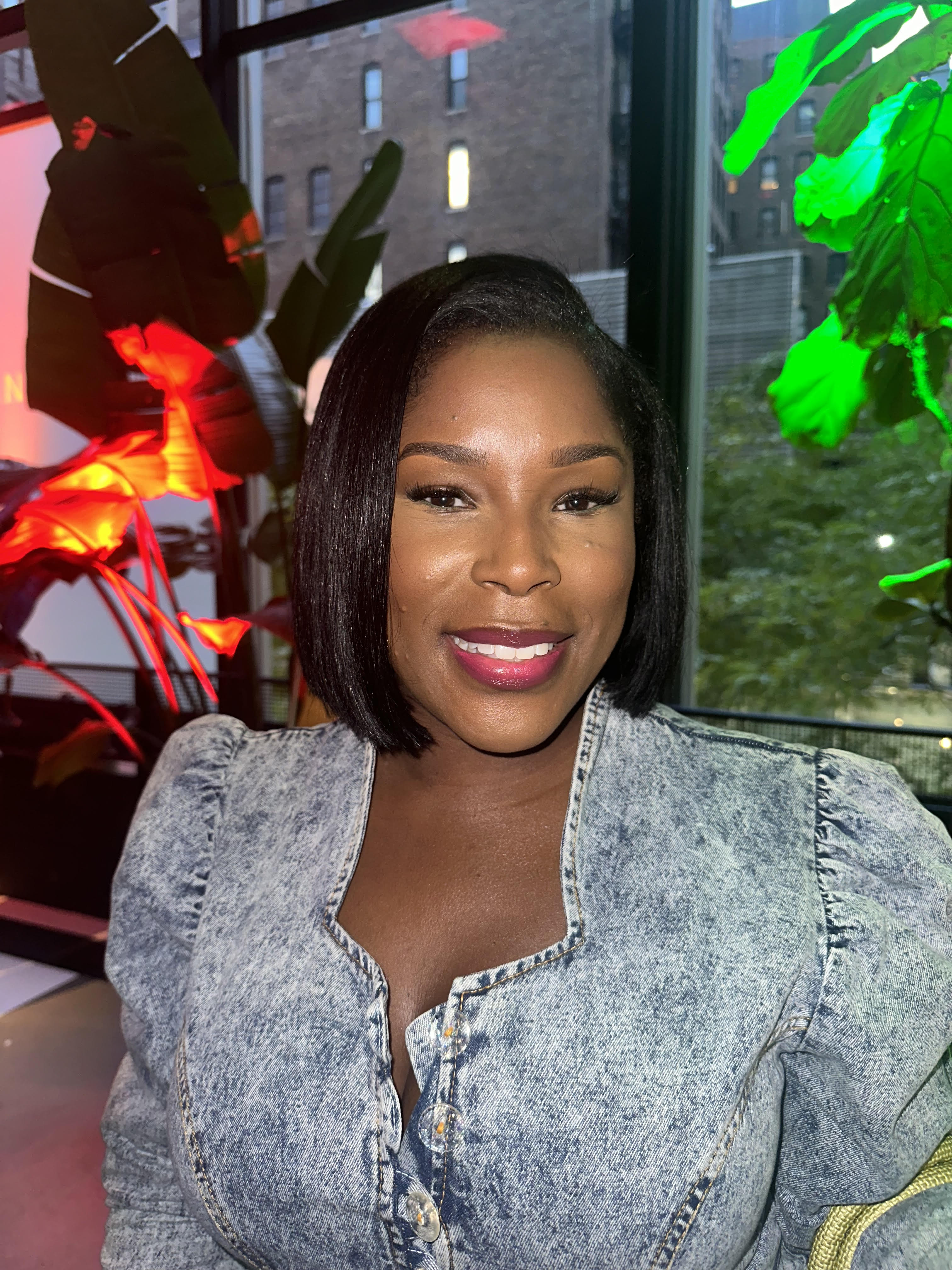 Attendee at ESSENCE fashion house