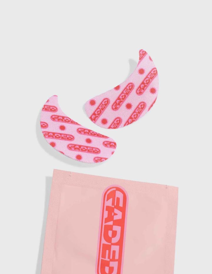 For The Self-Care Baddie Try Topicals Faded Under Eye Brightening & Clearing Eye Masks 