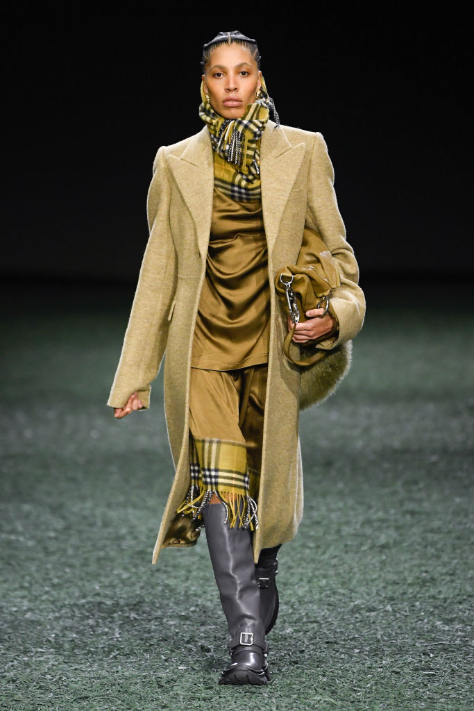 Burberry RTW Fall 2024 - Runway