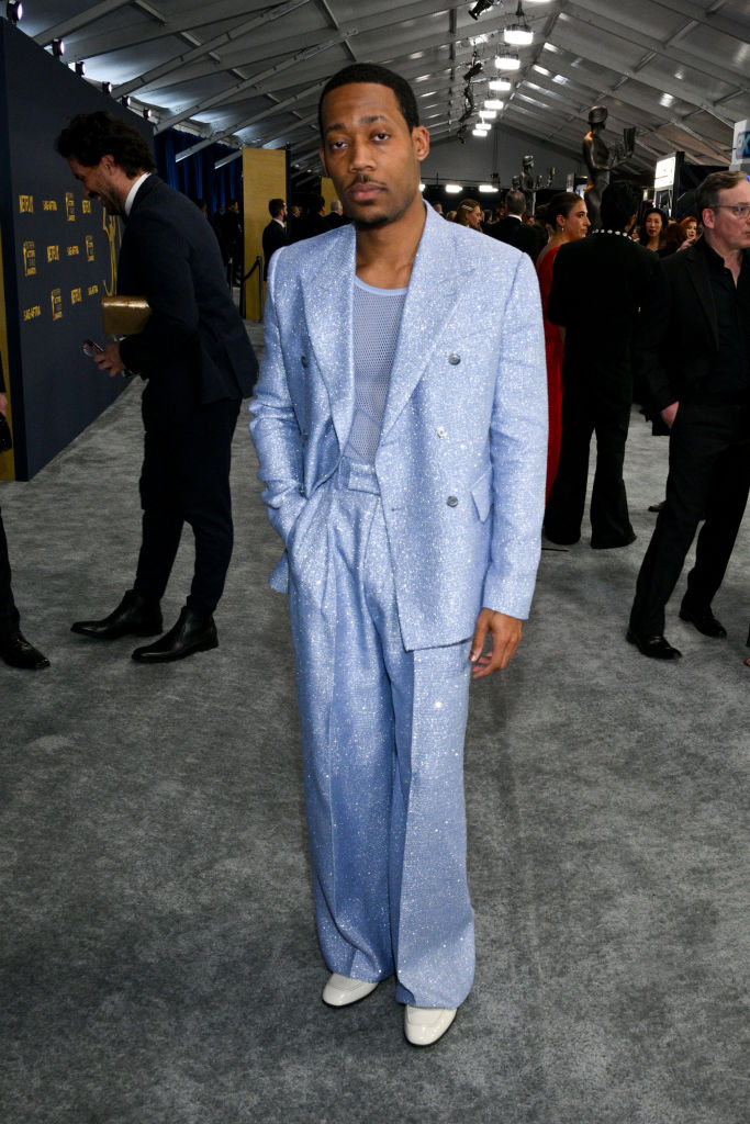 The Periwinkle Suit Eats