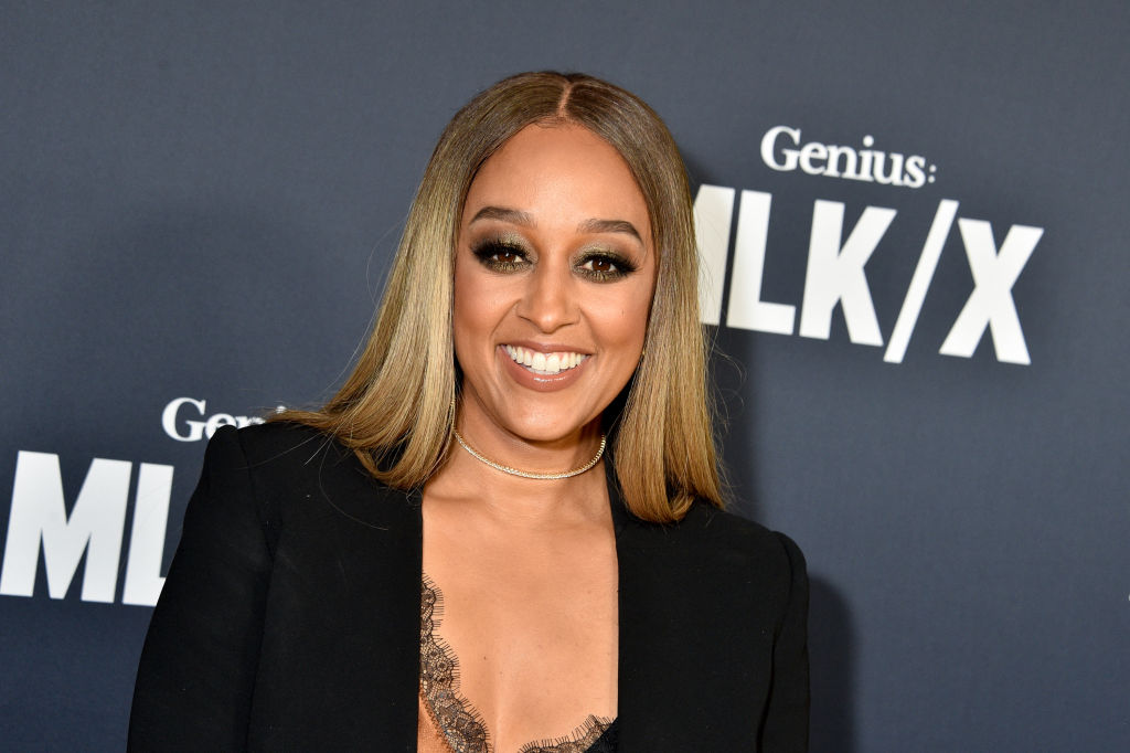 Tia Mowry 