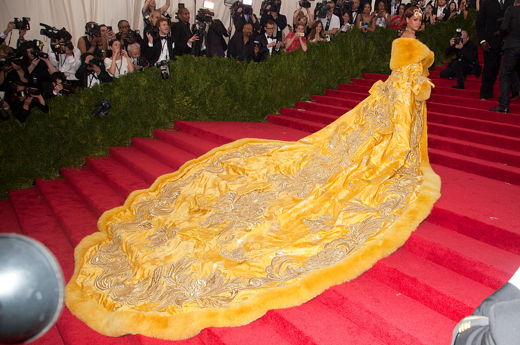 USA - 2015 Costume Institute Benefit Gala - ��China: Through The Looking Glass�� - Red Carpet Arrivals In New York