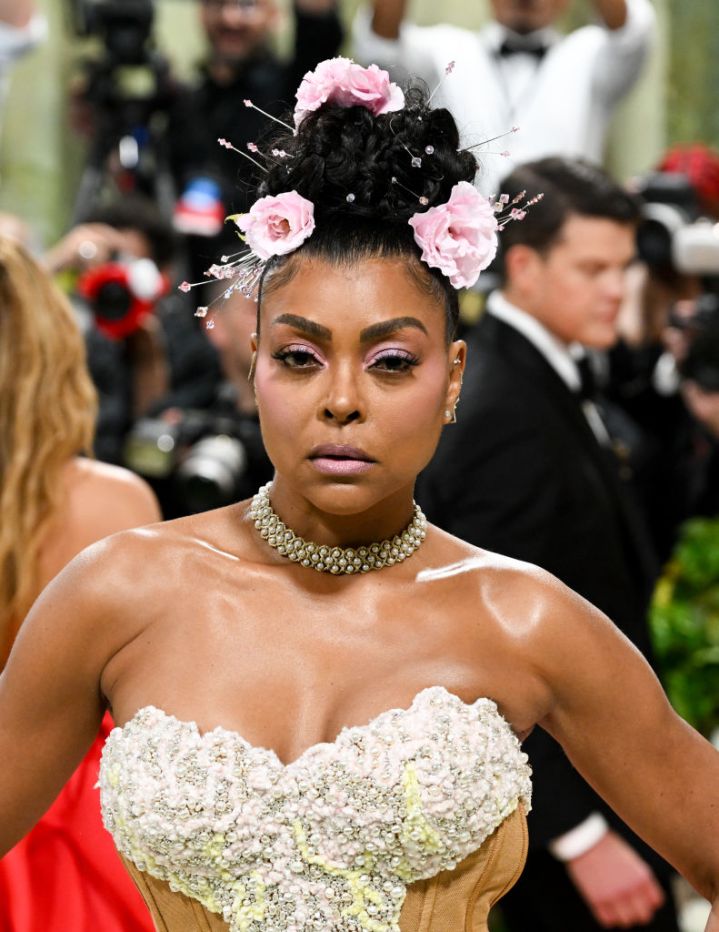 Taraji P. Henson's Floral Hairdo