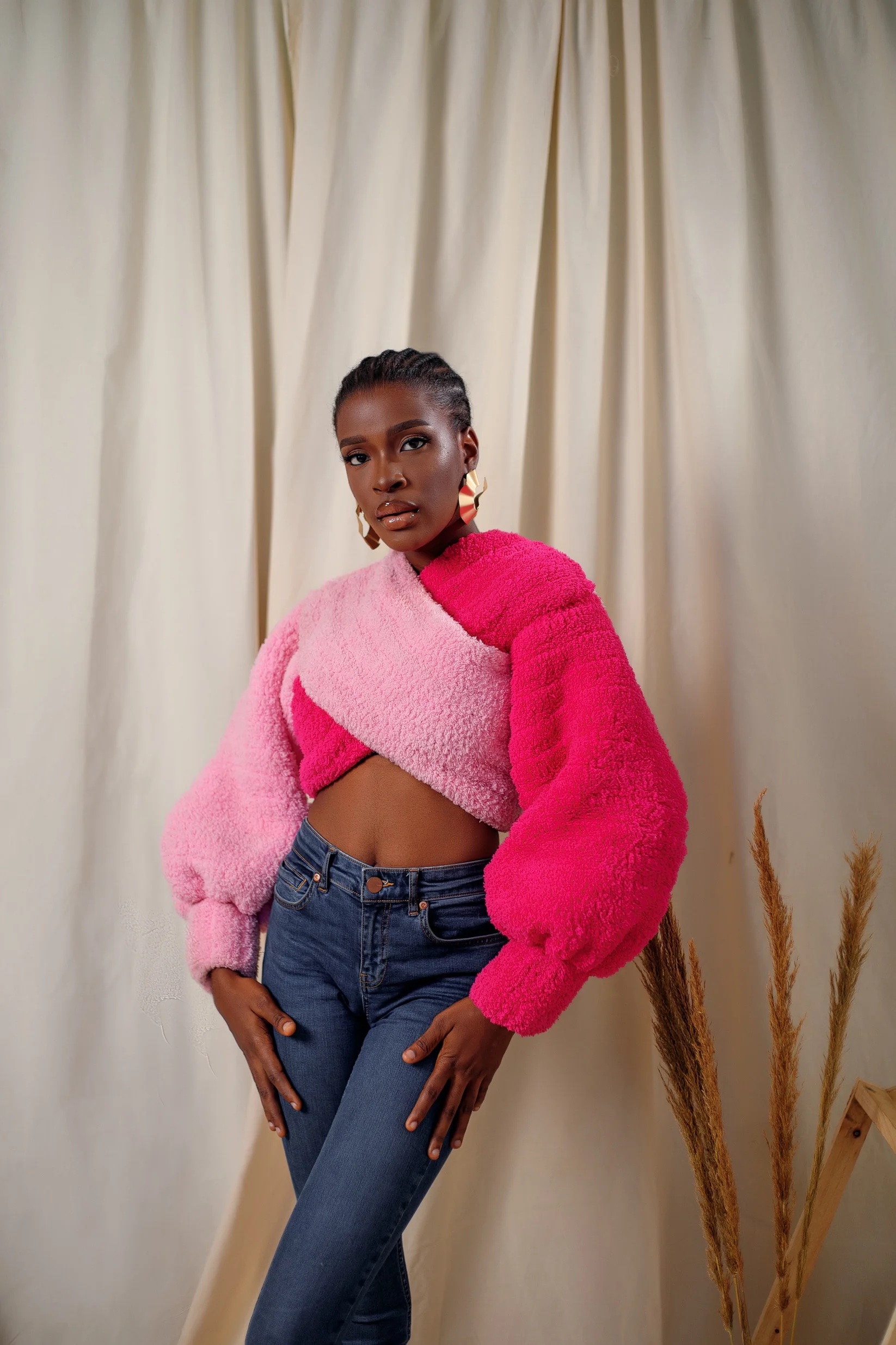 Elexiay Amelia Sweater