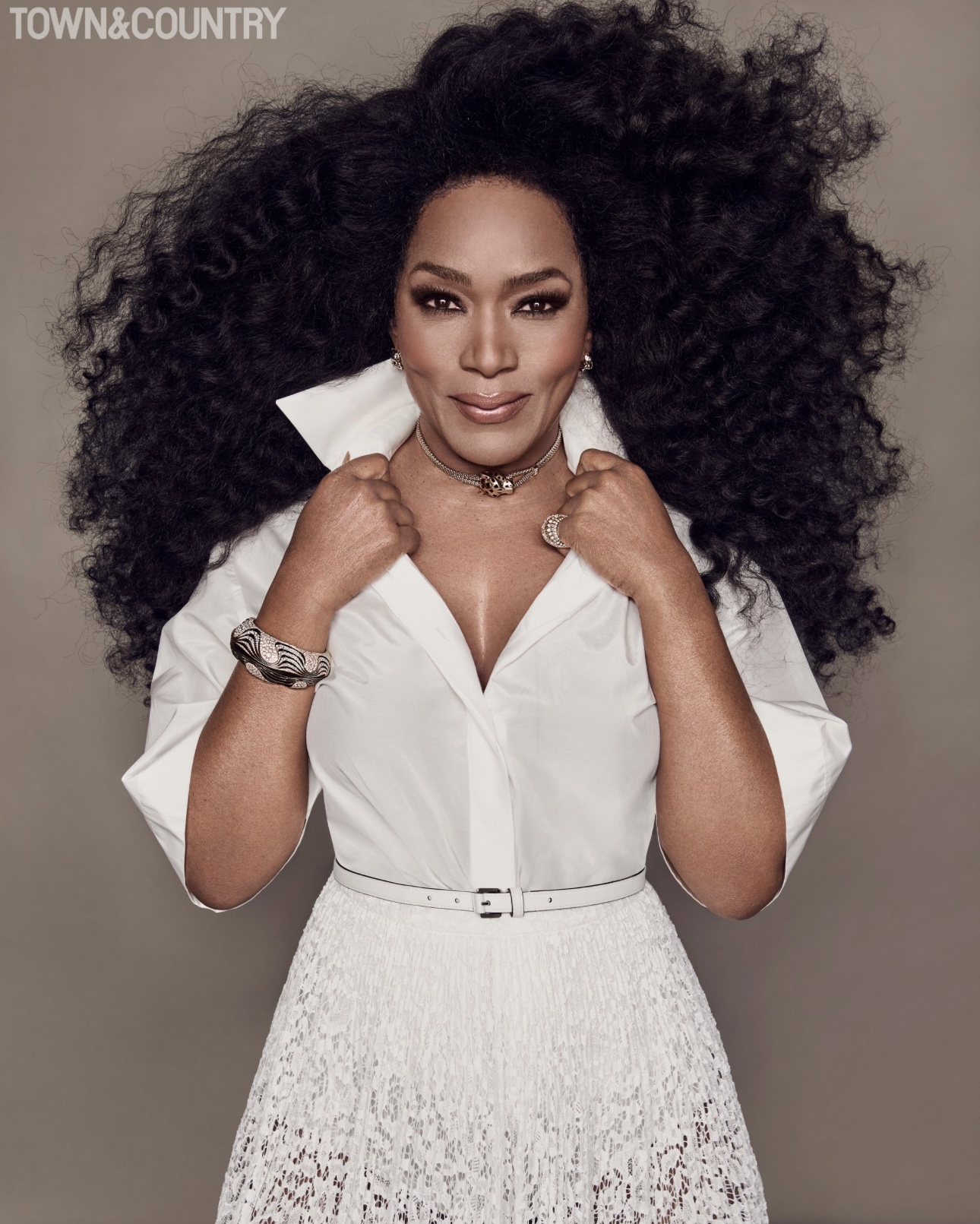 Angela Bassett Gives Icon On The Cover Of 'Town & Country' Magazine