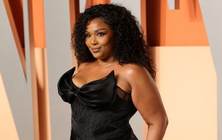 lizzo birthday 2025 Vanity Fair Oscar Party Hosted By Radhika Jones - Arrivals