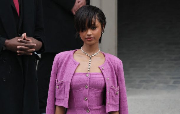 CORRECTION / FASHION-FRANCE-WOMEN-CHANEL-ARRIVALS