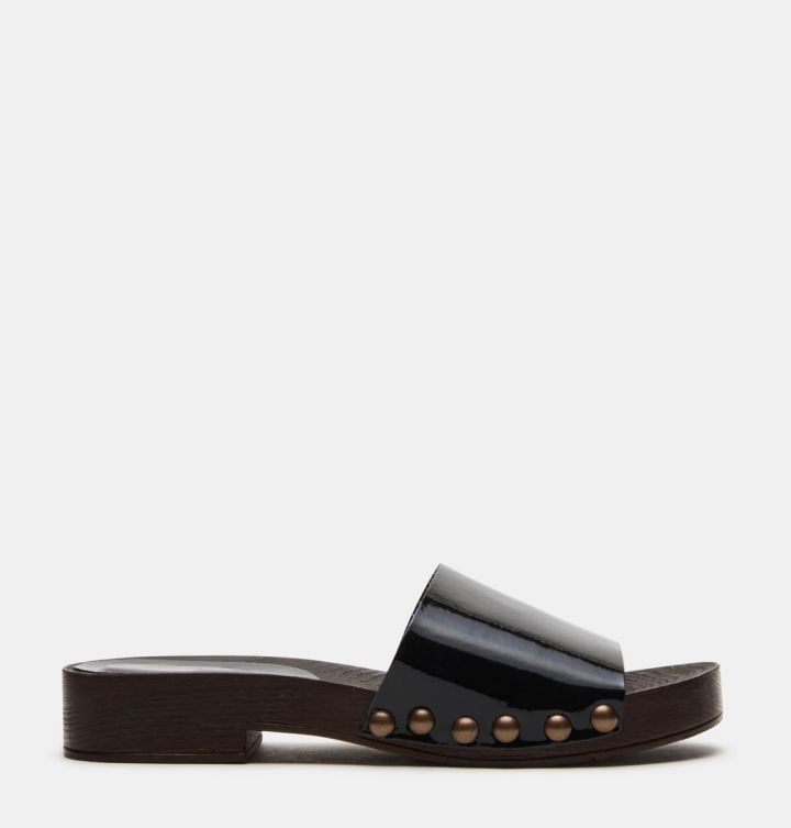Clogs