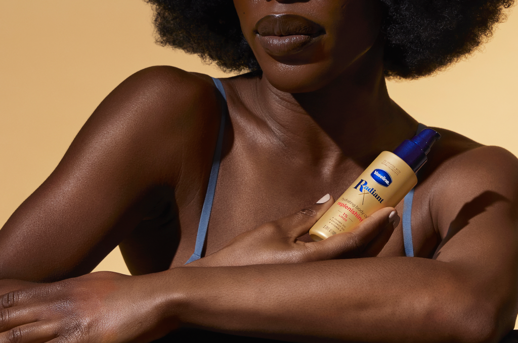 Vaseline Radiant X Replenishing Hydrating Body Oil