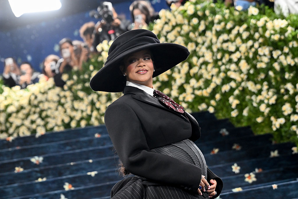 rihanna debuts her baby bump in marc jacobs The 2025 Met Gala Celebrating "Superfine: Tailoring Black Style"